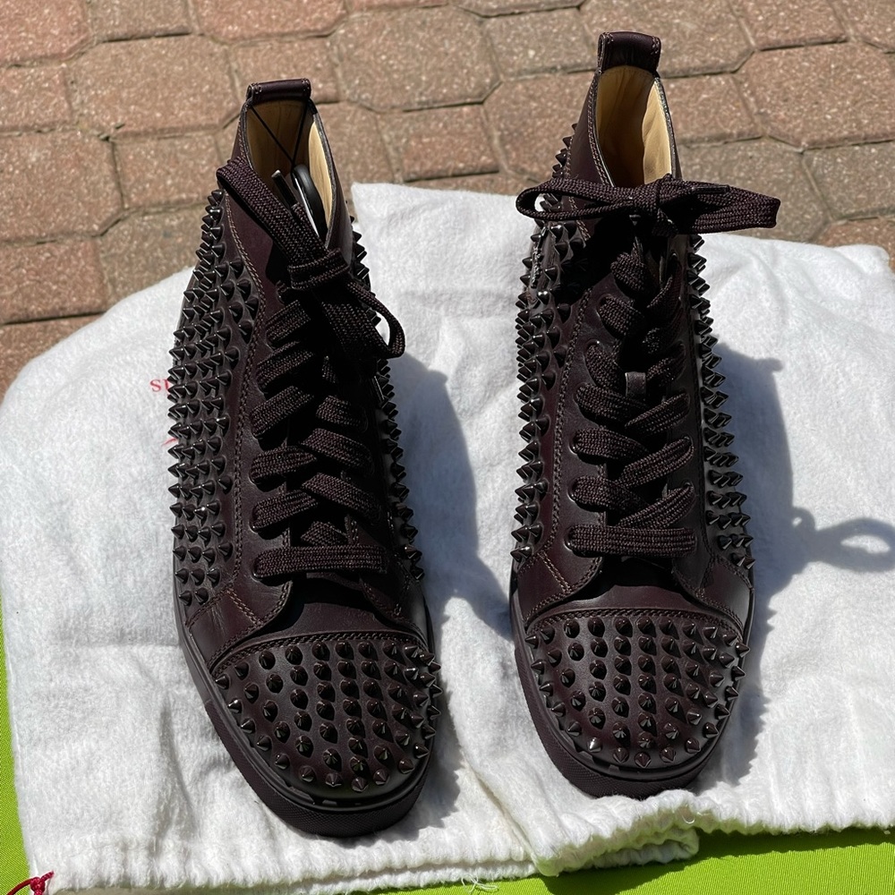 Christian Louboutin Men’s Leather Burgundy Louis Spikes Flat Sneakers 42IT
